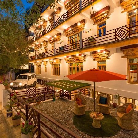 Shaheen Hostel Leh Exterior photo